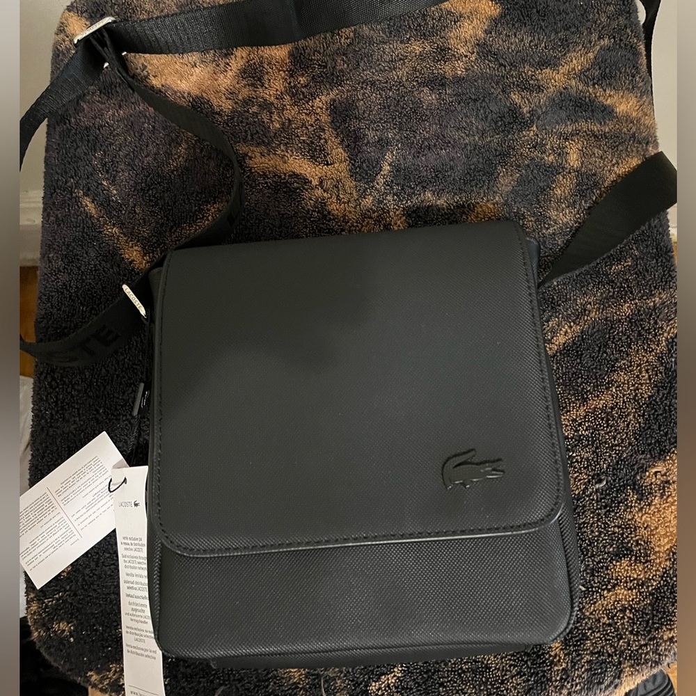 LaCrosse Mens Messenger Bag “Black”